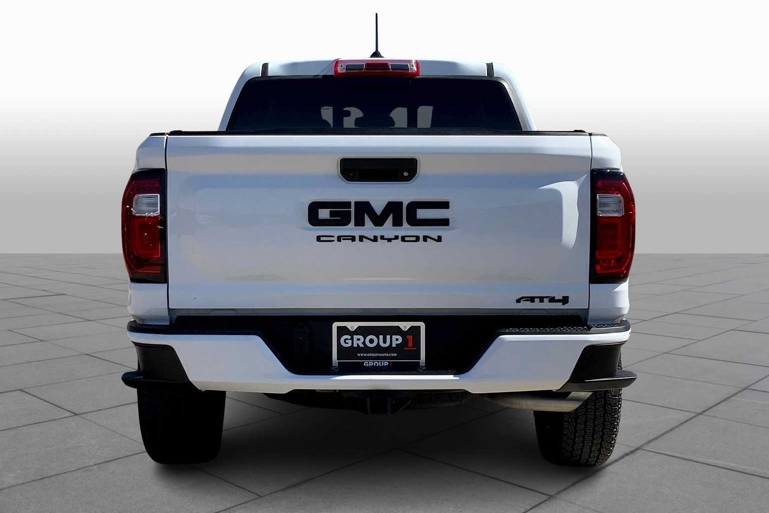 2024 Gmc Canyon AT4 photo 3