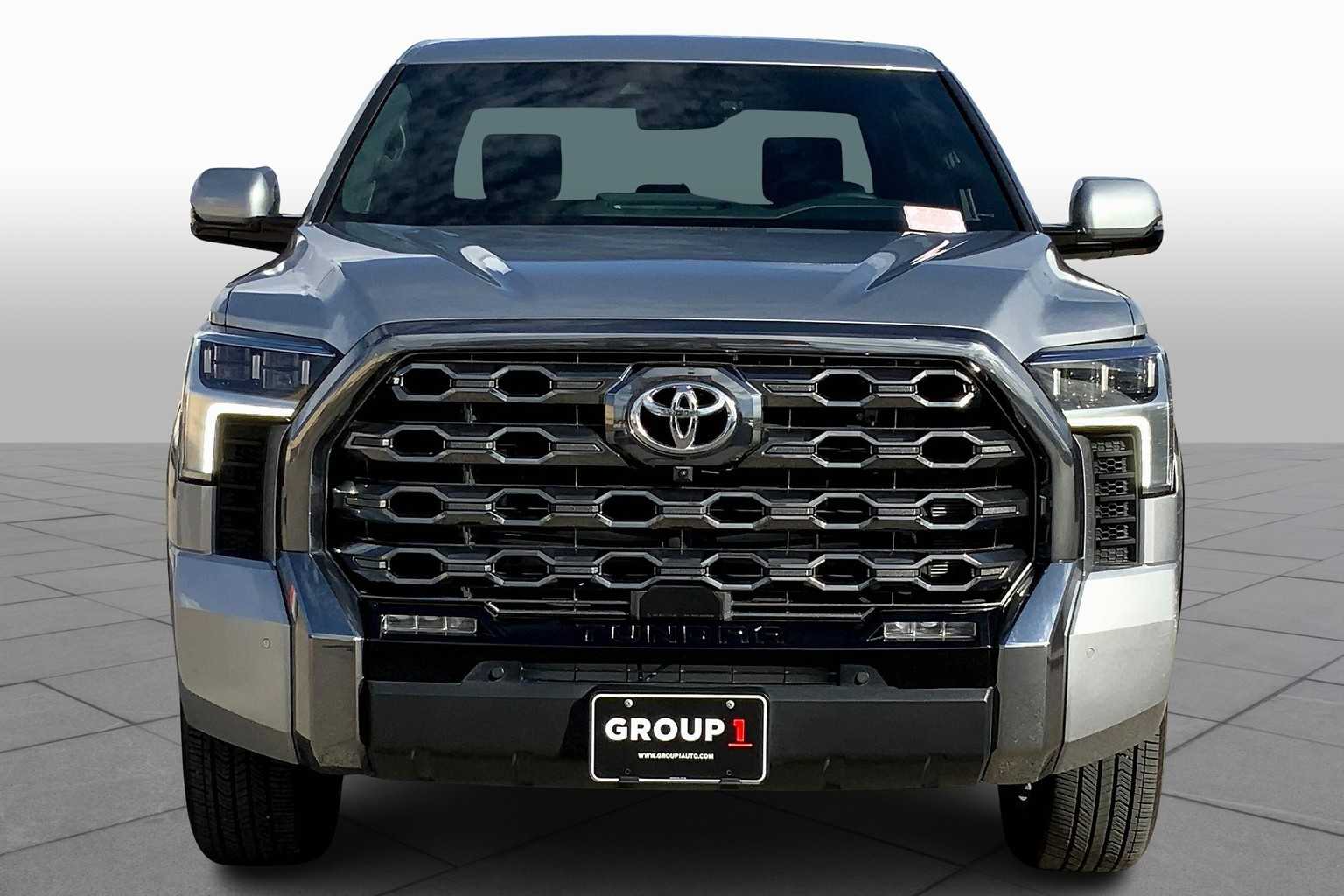 2025 Toyota Tundra Platinum CrewMax photo 2