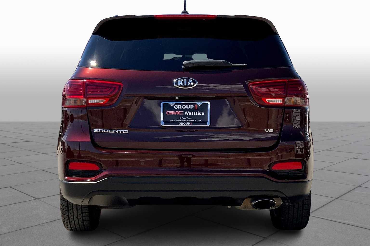 2019 Kia Sorento S V6 photo 3