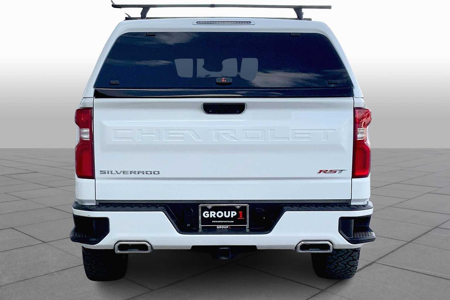 2023 Chevrolet Silverado 1500 RST photo 3
