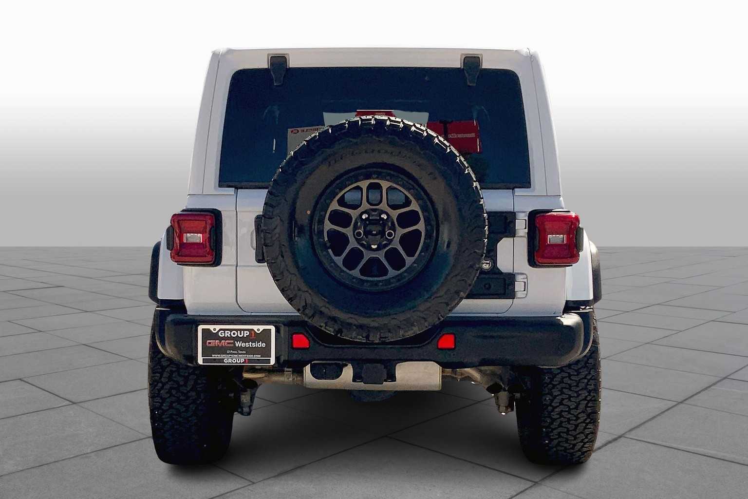 2022 Jeep Wrangler Unlimited Rubicon 392 photo 3