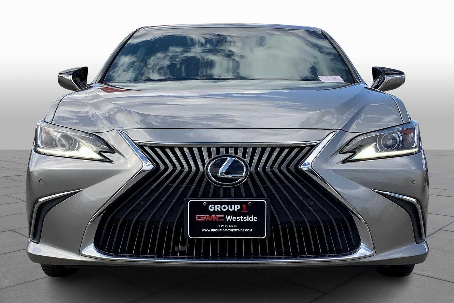 2019 Lexus ES 350 photo 2