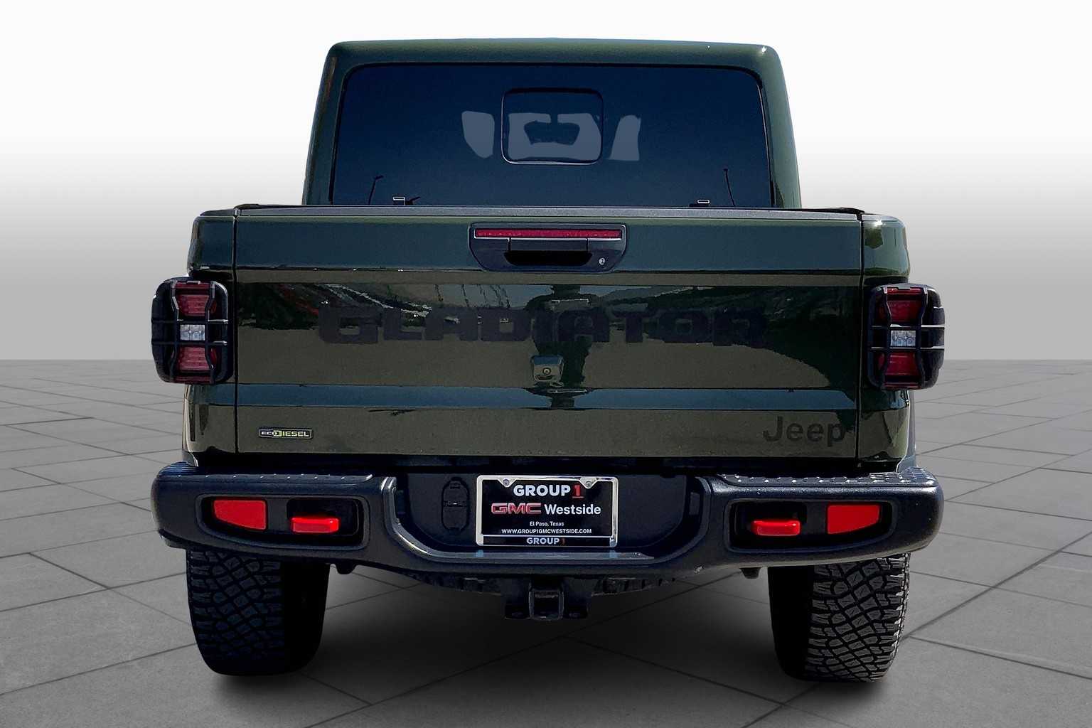2023 Jeep Gladiator Rubicon photo 3