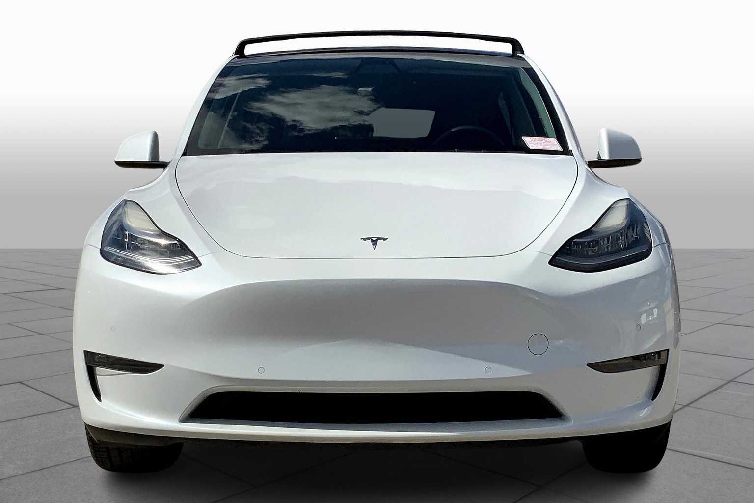 2021 Tesla Model Y Long Range photo 2