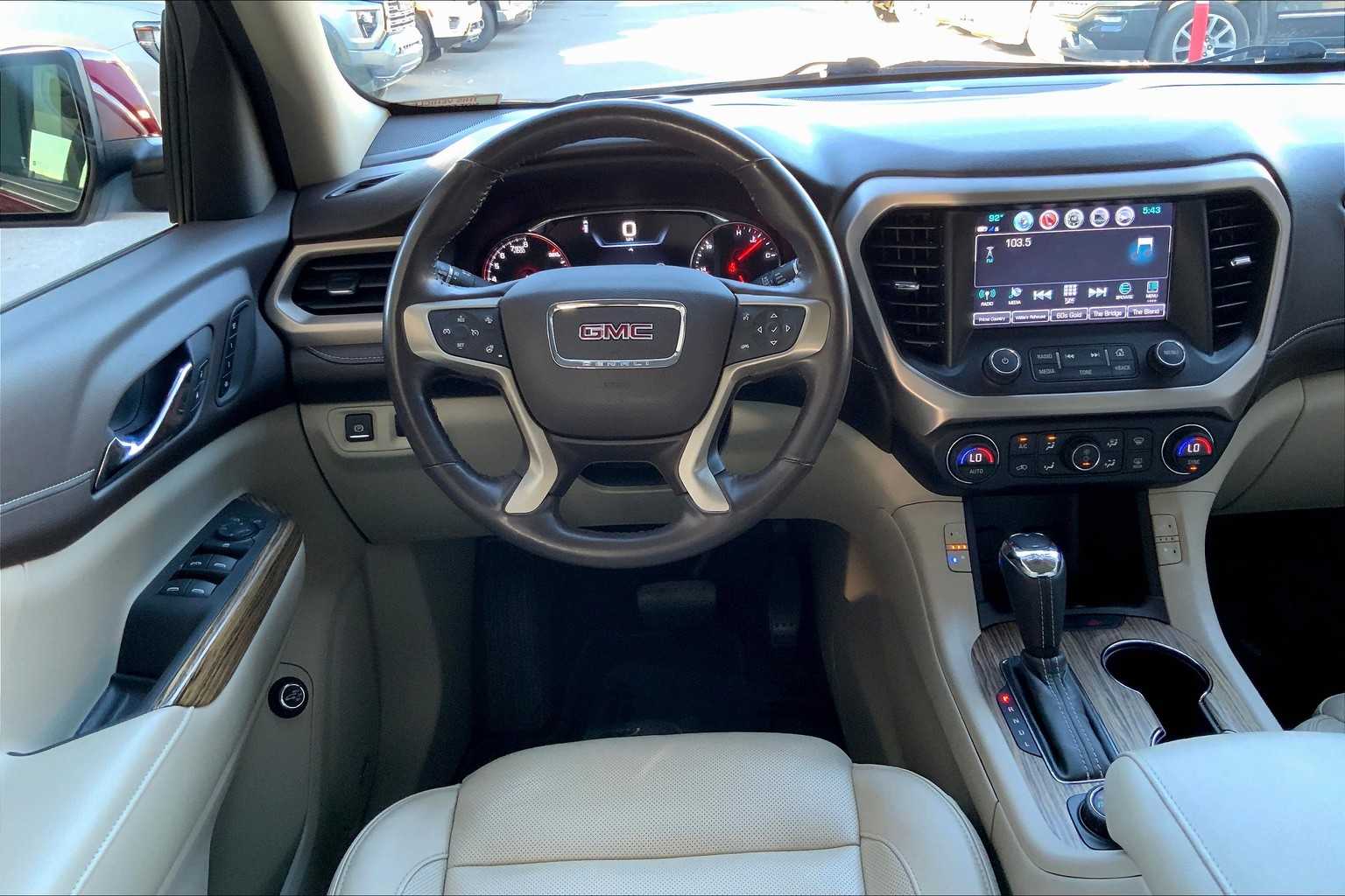 2019 Toyota RAV4 Denali photo 4