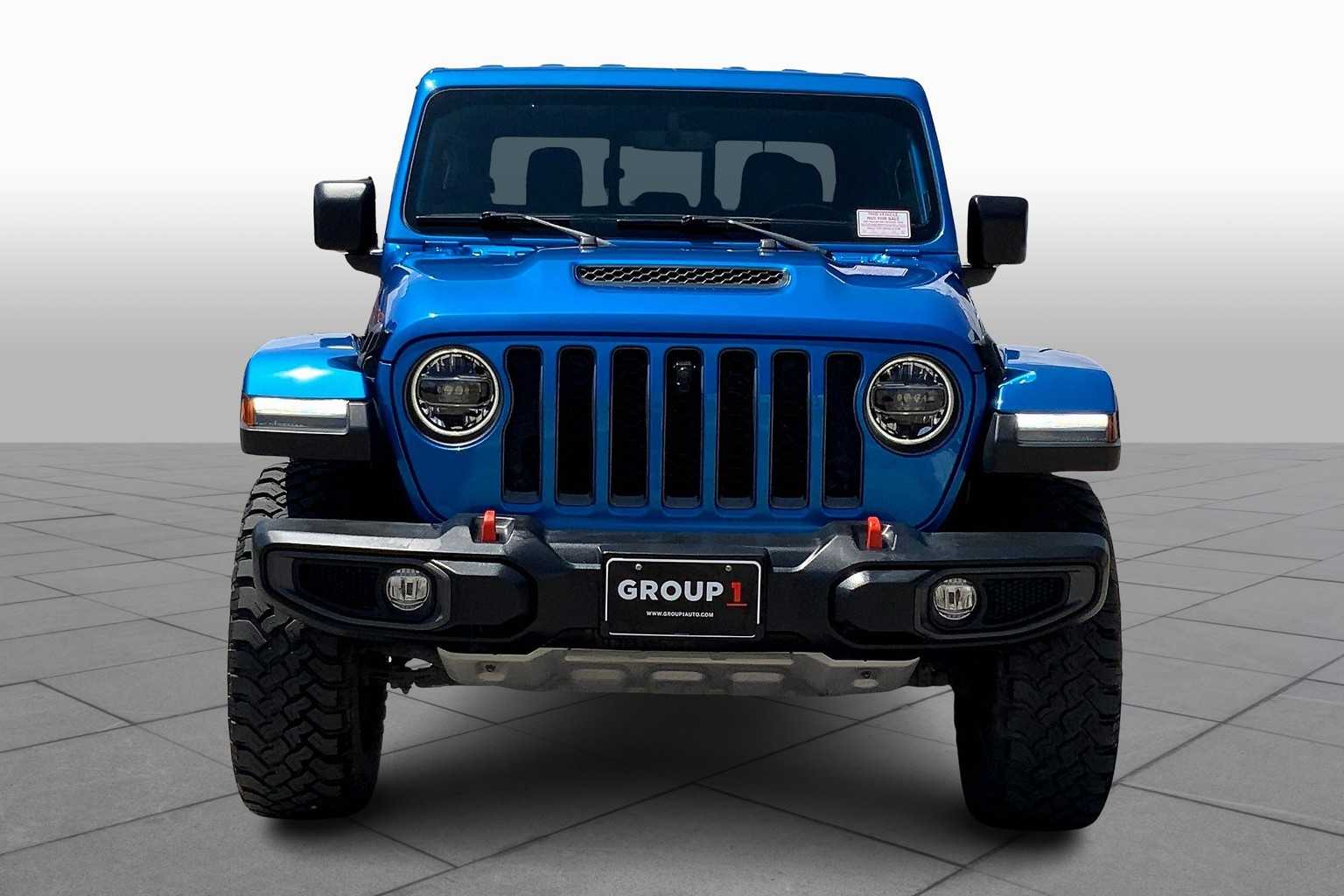 2022 Jeep Gladiator Mojave photo 2