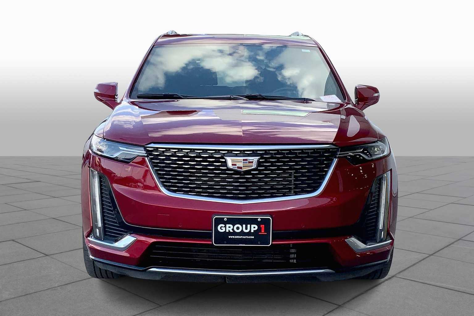 2023 Cadillac XT6 Premium Luxury photo 2