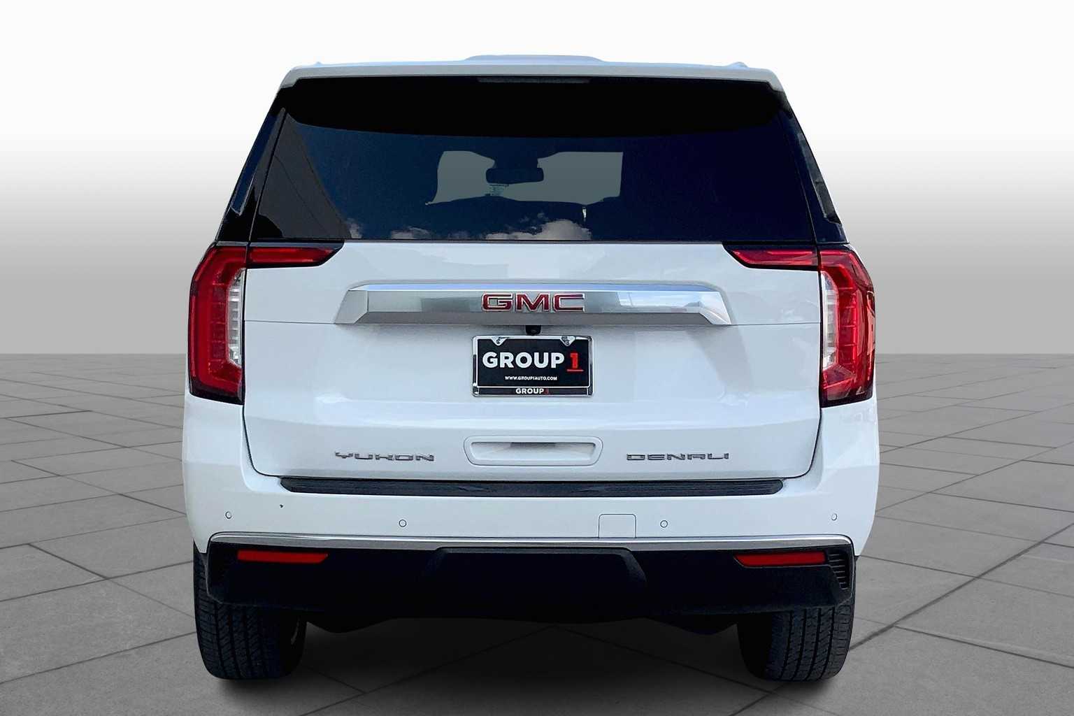 2023 Gmc Yukon Denali photo 3