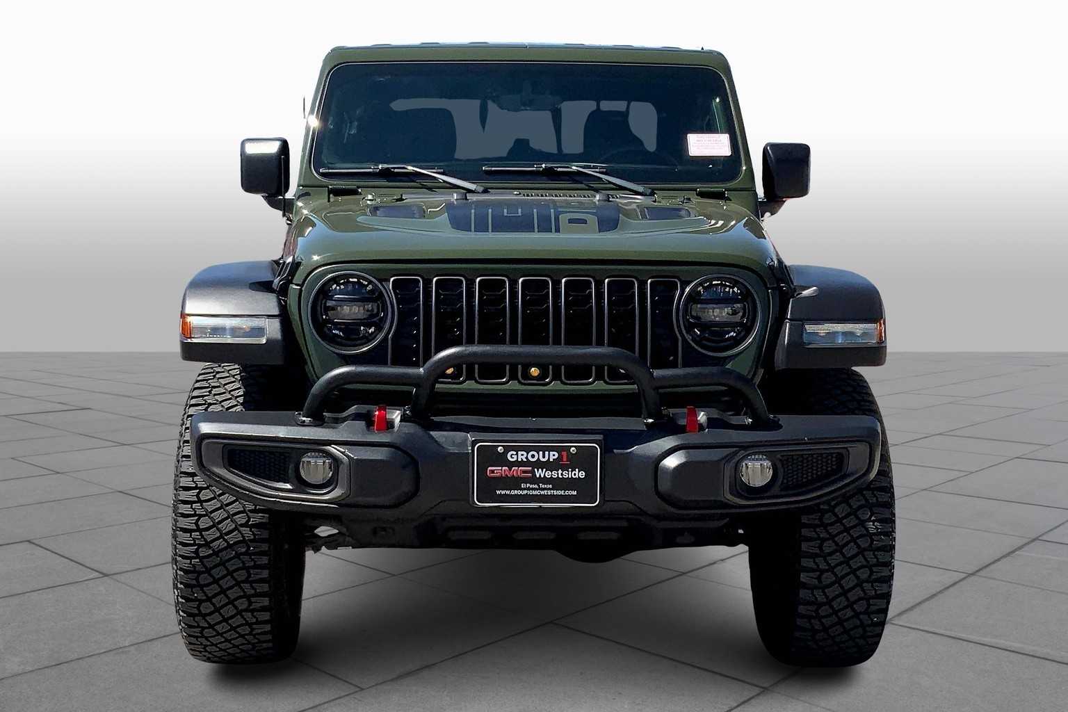 2023 Jeep Gladiator Rubicon photo 2
