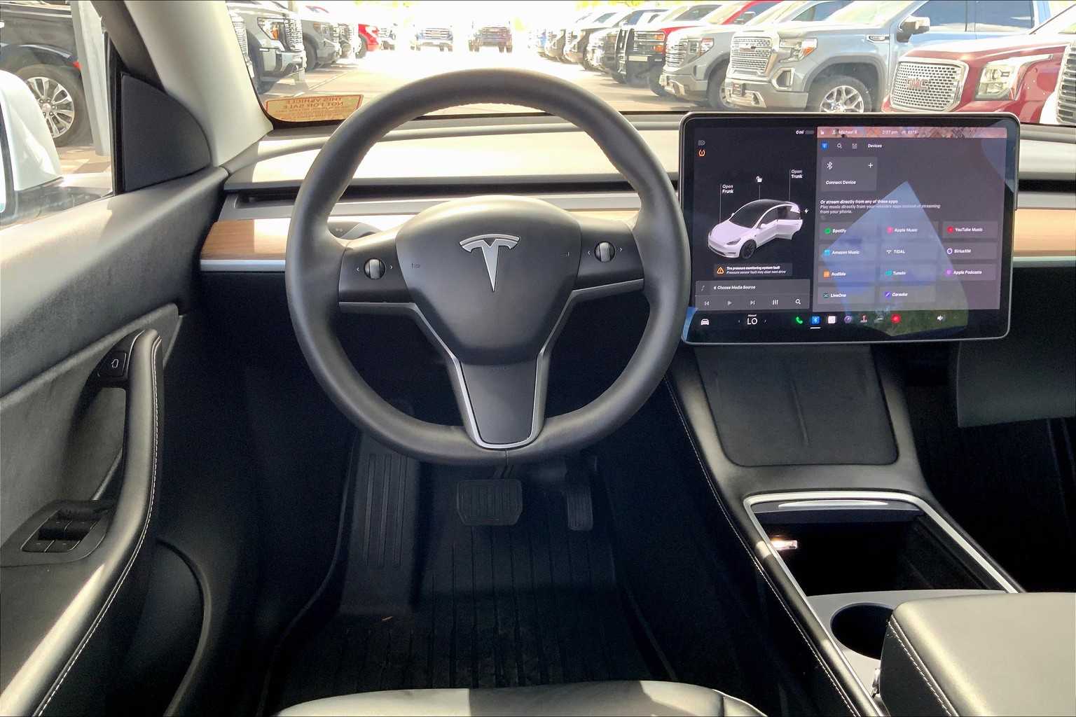 2021 Tesla Model Y Long Range photo 4