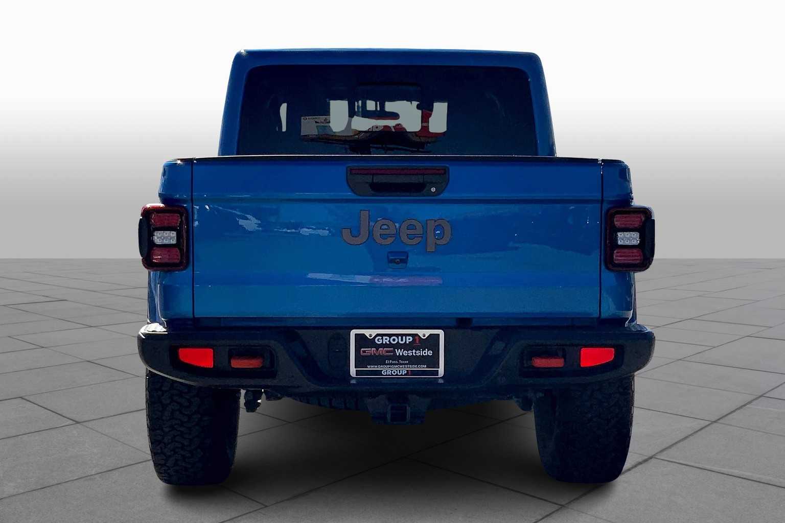 2021 Jeep Gladiator Mojave photo 3