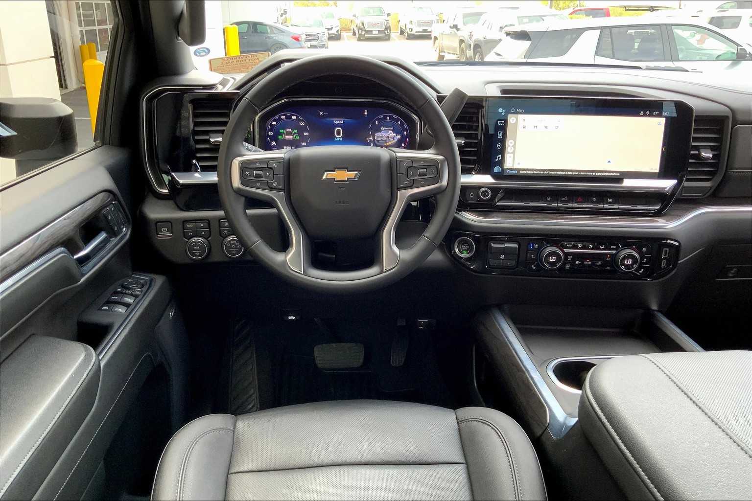 2024 Chevrolet Silverado 2500HD LTZ photo 4