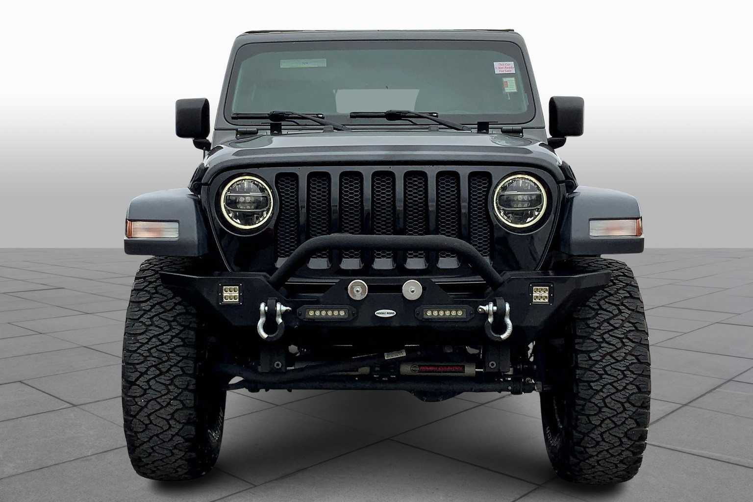 2020 Jeep Wrangler Unlimited Willys photo 2