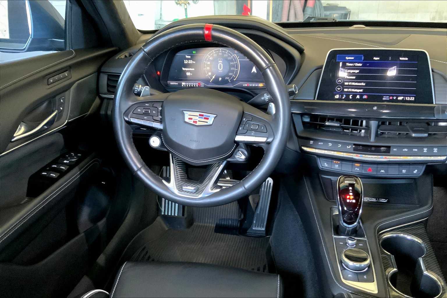 2023 Cadillac CT4 photo 4