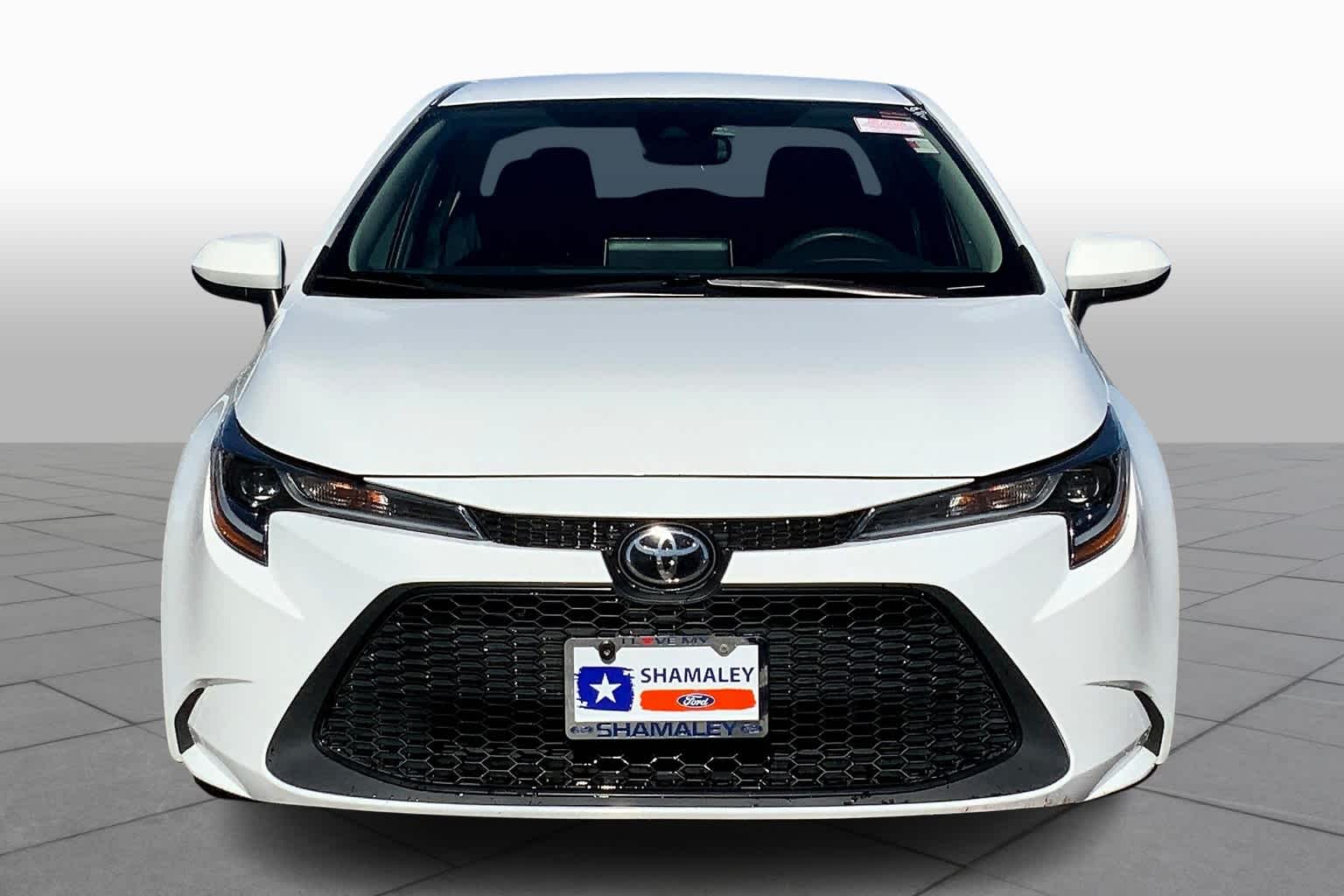 2021 Toyota Corolla LE photo 2