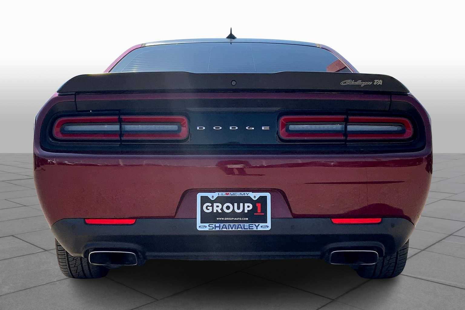 2017 Dodge Challenger T/A Plus photo 3