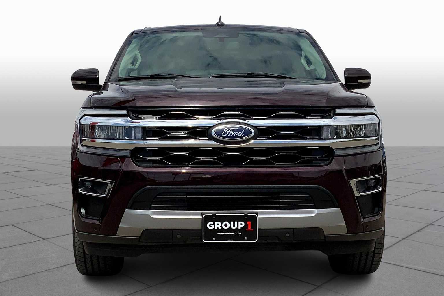 2024 Ford Expedition MAX Limited photo 2