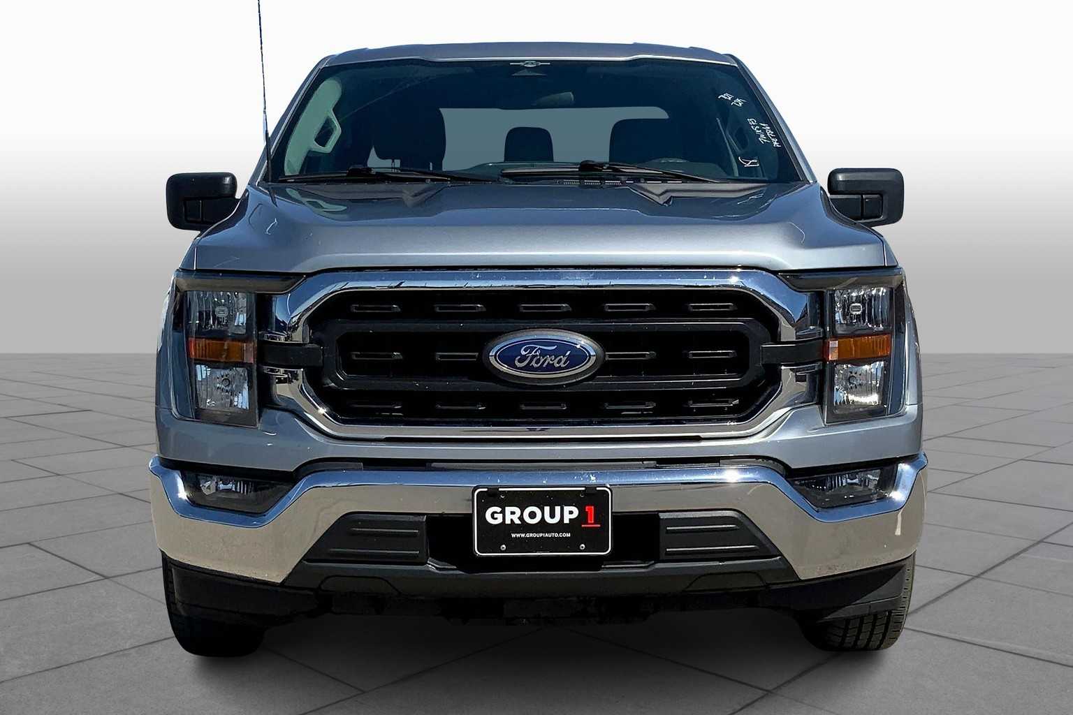 2023 Ford F-150 XLT photo 2