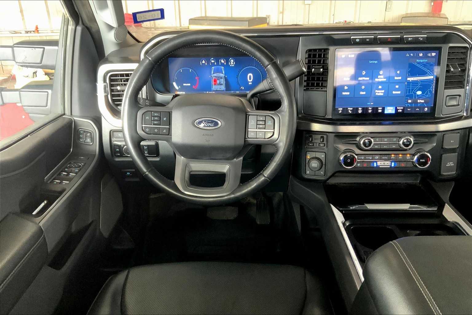 2024 Ford F-250 Lariat photo 4