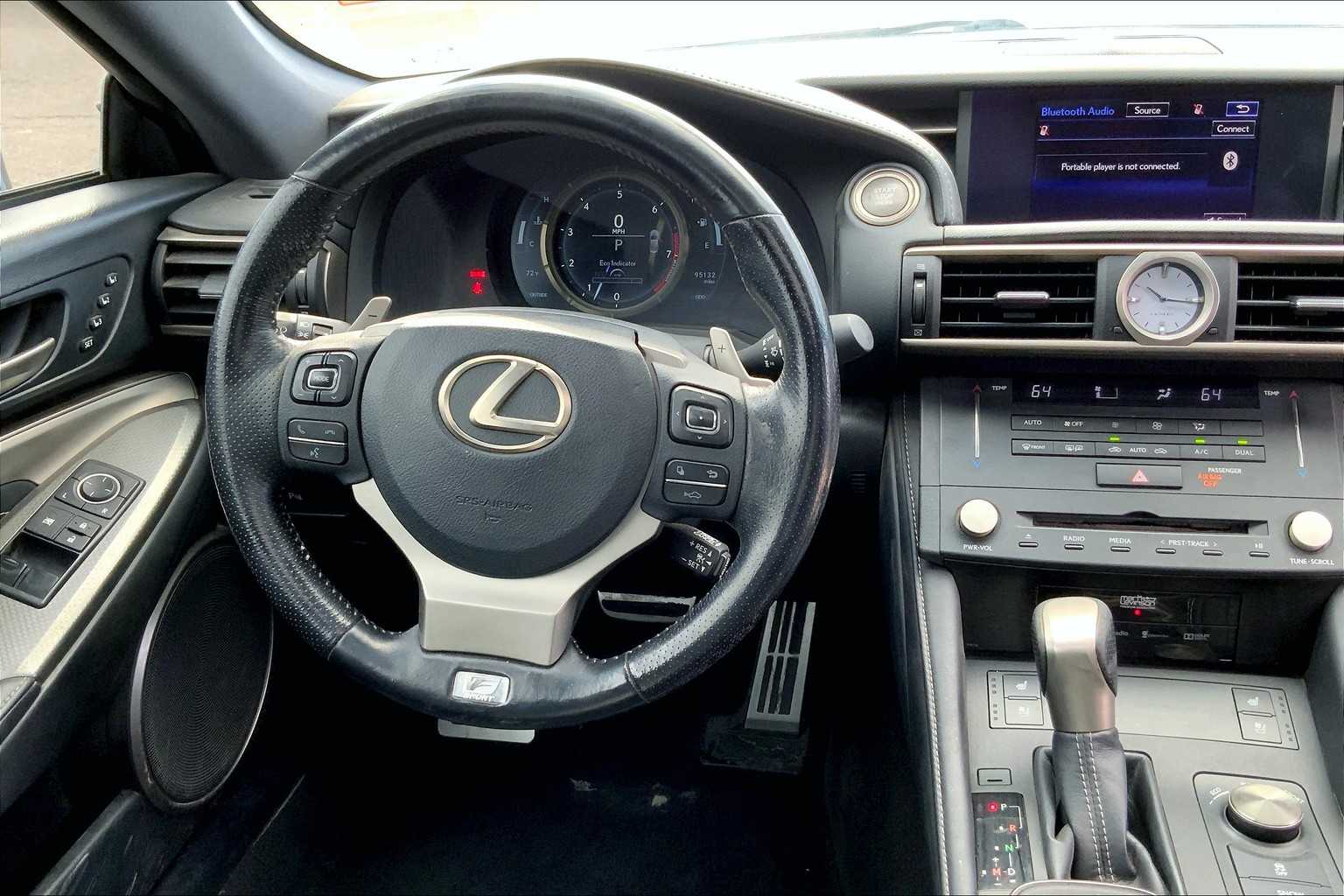 2016 Lexus RC 350 photo 4