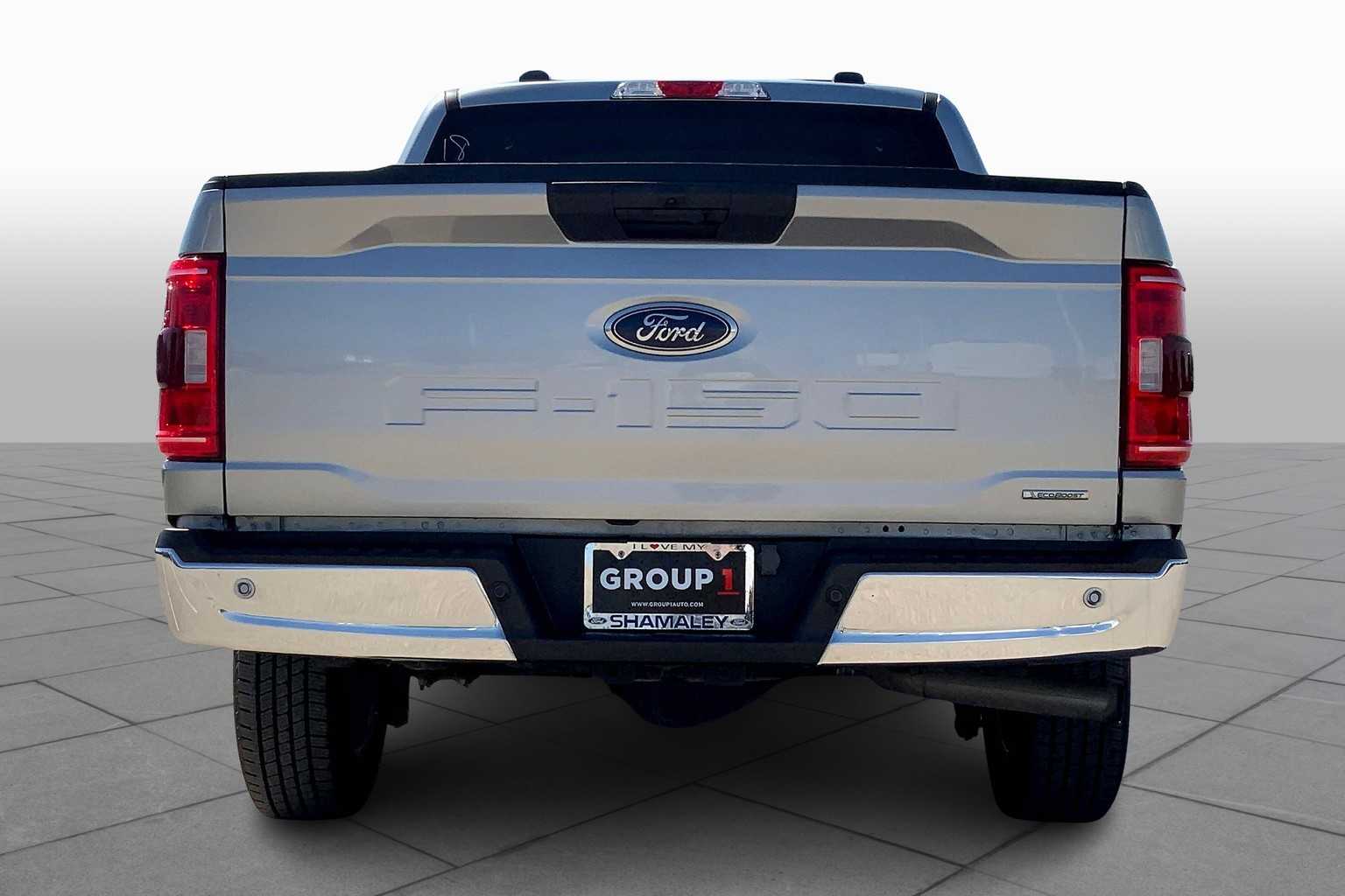 2023 Ford F-150 XLT photo 3