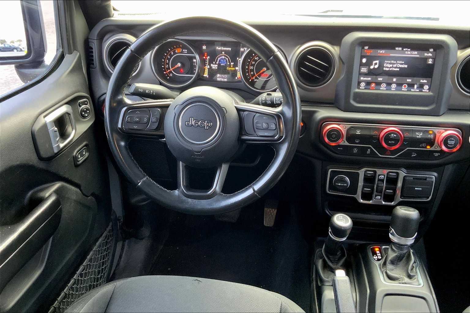 2020 Jeep Wrangler Unlimited Willys photo 4