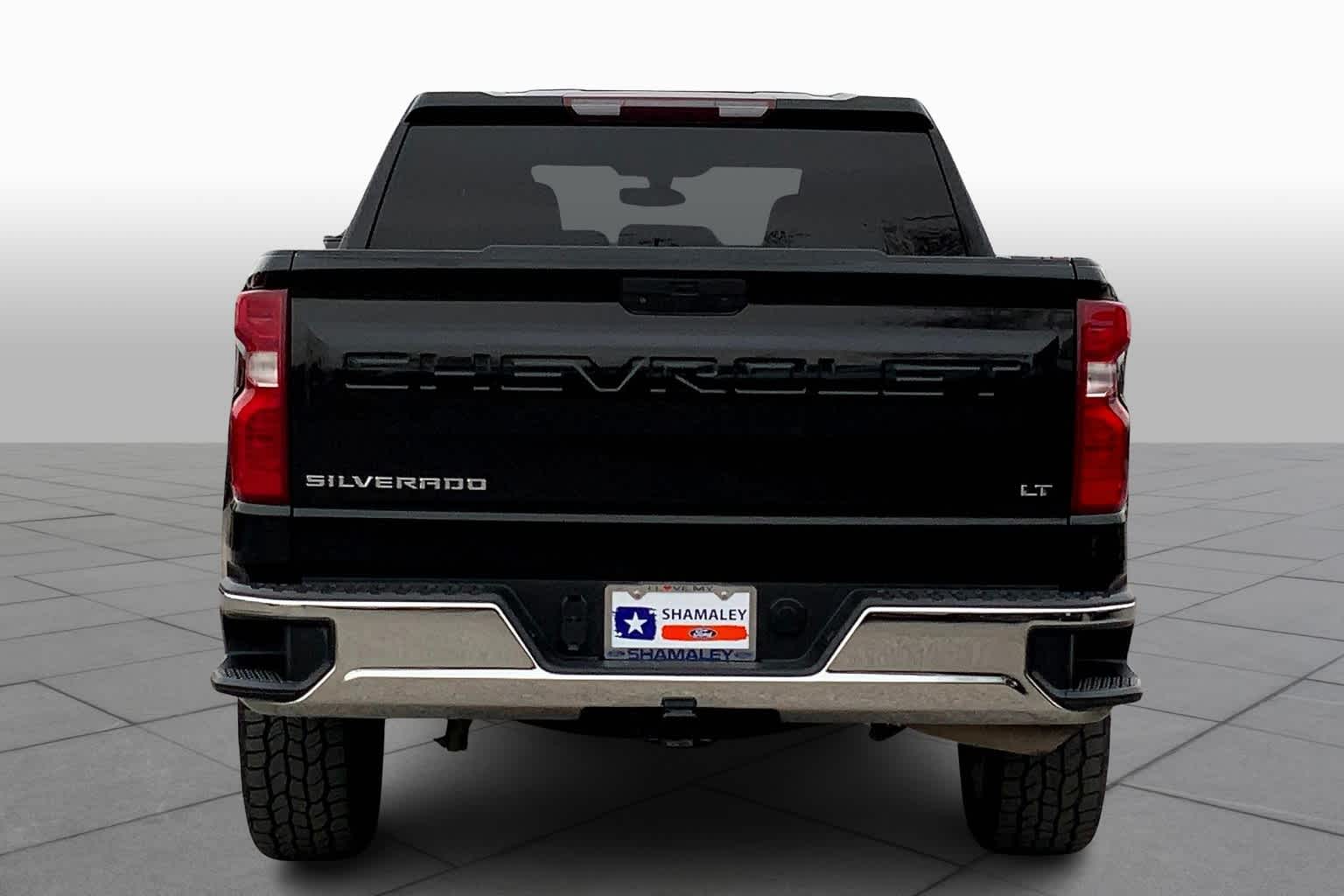 2019 Chevrolet Silverado 1500 LT photo 3