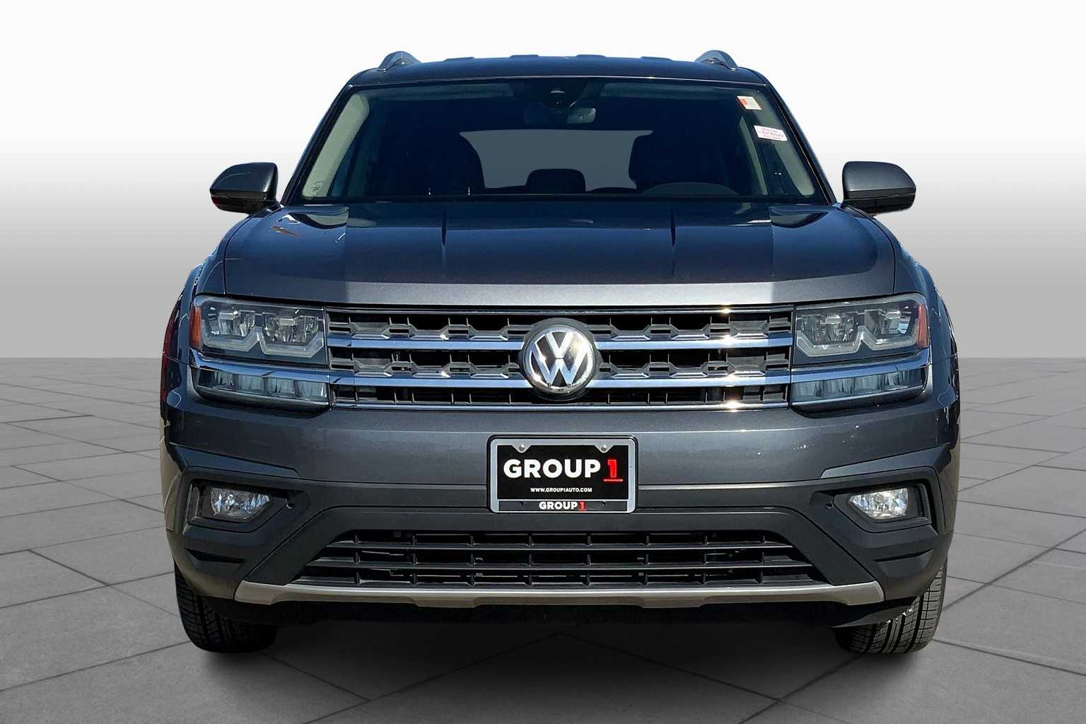 2018 Volkswagen Atlas V6 SE Technology photo 2