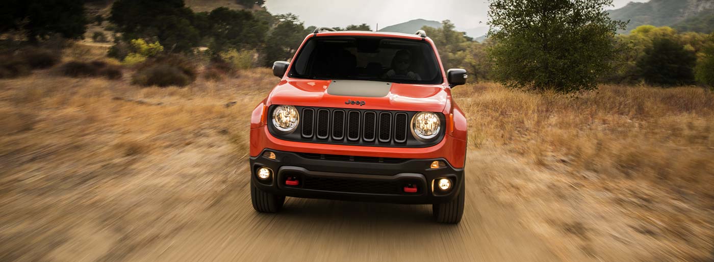 2017-Renegade-SUV_01.jpg