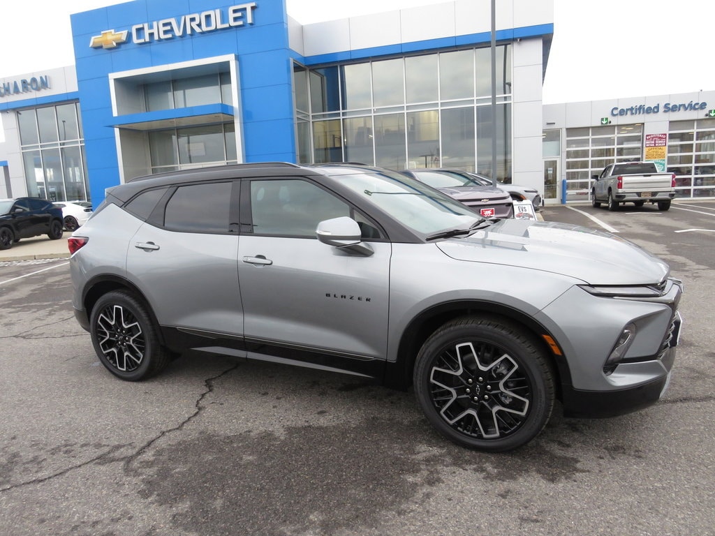 New 2025 Chevrolet Blazer RS SUV