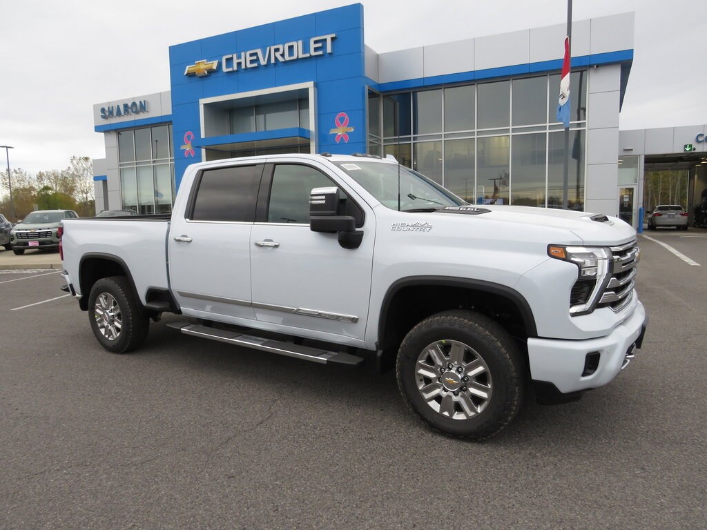 2026 Chevrolet Silverado 2500HD High Country photo 3