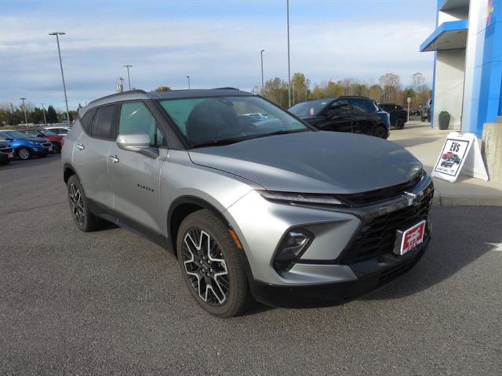 Used 2025 Chevrolet Blazer RS SUV