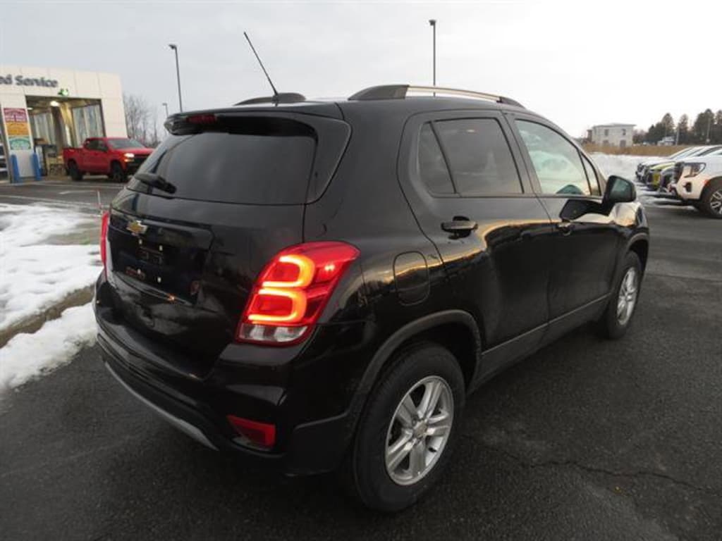 Used 2022 Chevrolet Trax LT SUV