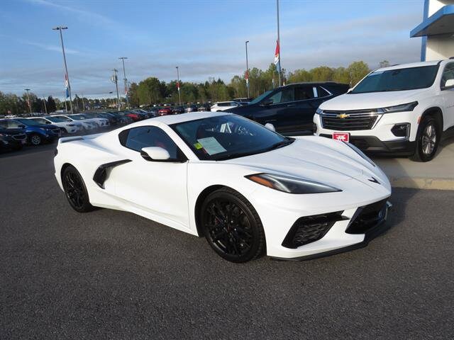 2024 Chevrolet Corvette Stingray 2LT photo 3