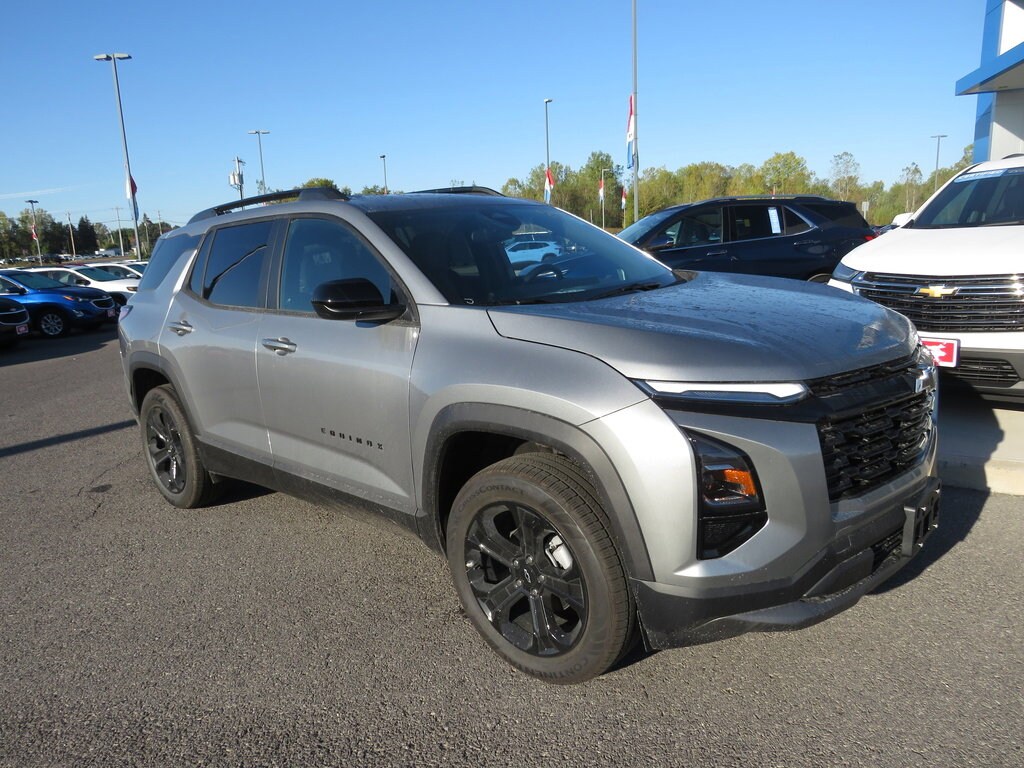 2026 Chevrolet Equinox LT photo 2