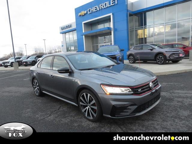 2018 Volkswagen Passat GT's photo