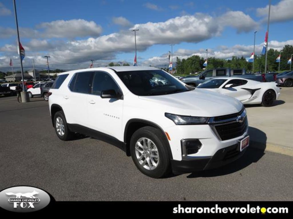 Used 2023 Chevrolet Traverse LS SUV