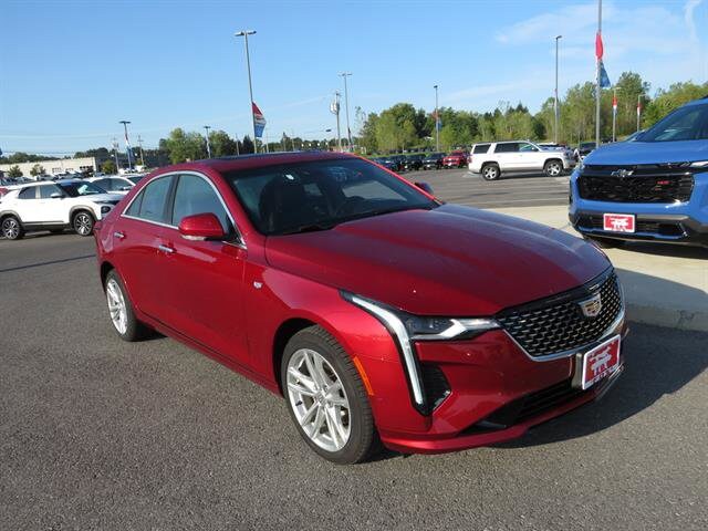 2023 Cadillac CT4 Luxury photo 2