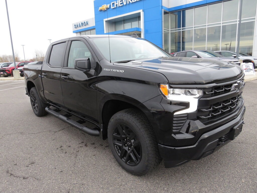 2026 Chevrolet Silverado 1500 RST photo 2