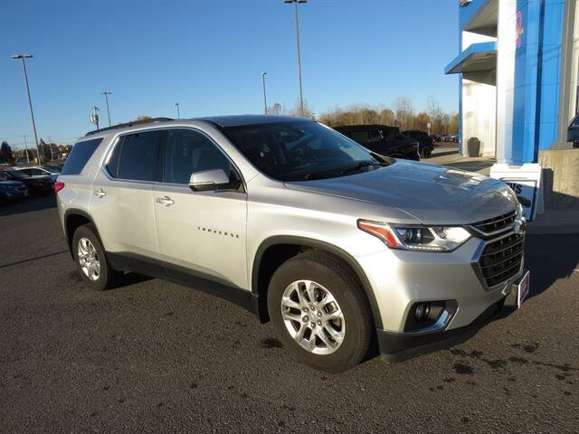 2021 Chevrolet Traverse Cloth photo 3