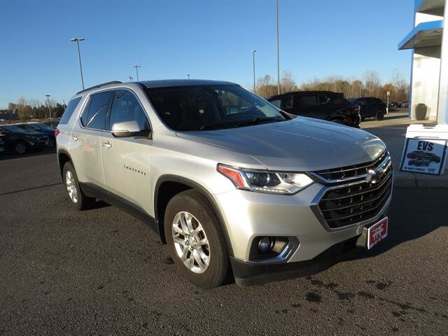 2021 Chevrolet Traverse Cloth photo 2