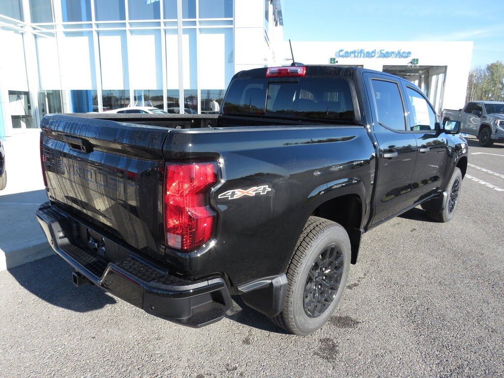 2026 Chevrolet Colorado Work Truck photo 4