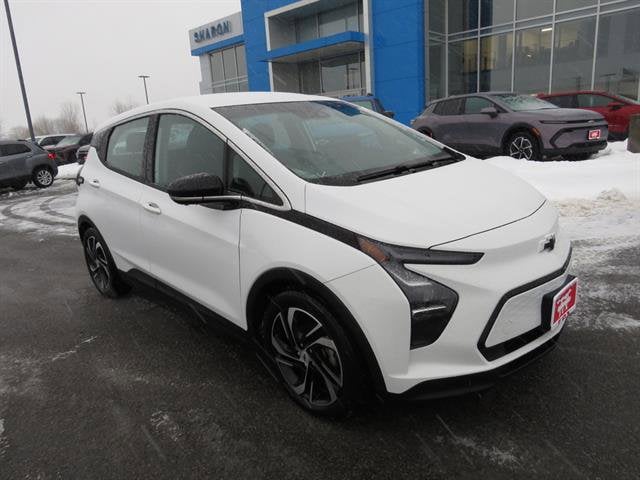 Used 2022 Chevrolet Bolt EV 2LT with VIN 1G1FX6S00N4134103 for sale in Baldwinsville, NY