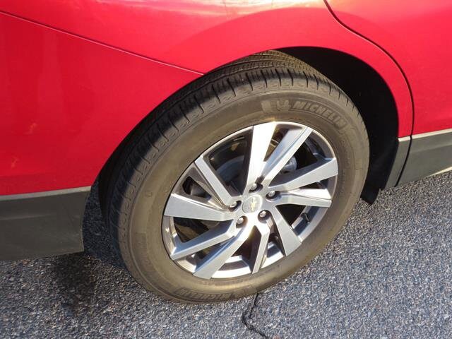 2023 Chevrolet Equinox Premier photo 2