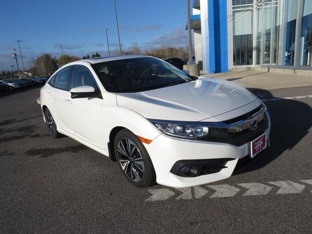 Used 2018 Honda Civic EX-L with VIN JHMFC1F77JX028879 for sale in Baldwinsville, NY