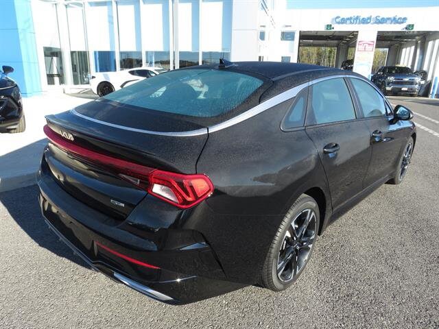 2024 Kia K5 GT-Line photo 4