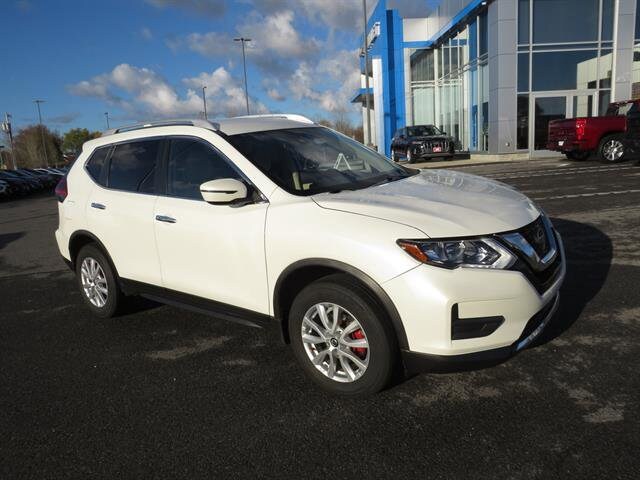 2020 Nissan Rogue SV AWD photo 2