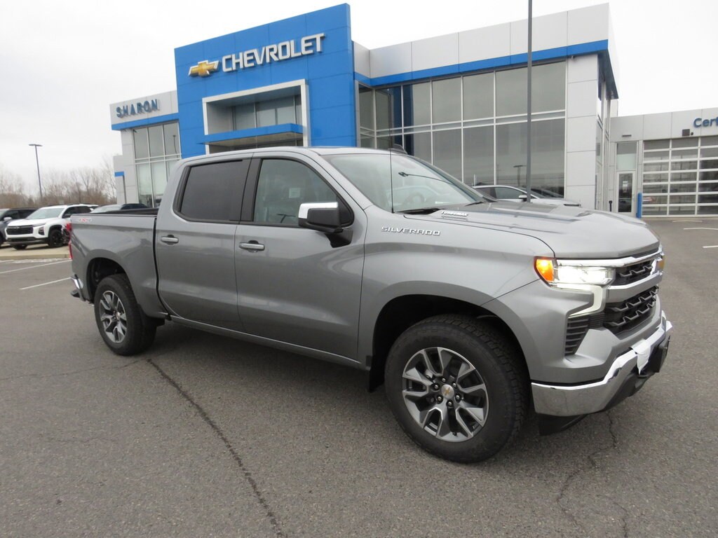 2026 Chevrolet Silverado 1500 LT photo 2