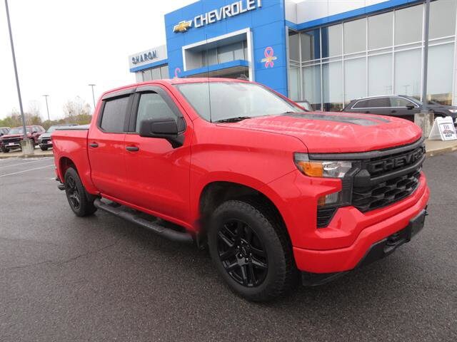 2022 Chevrolet Silverado 1500 Custom photo 2