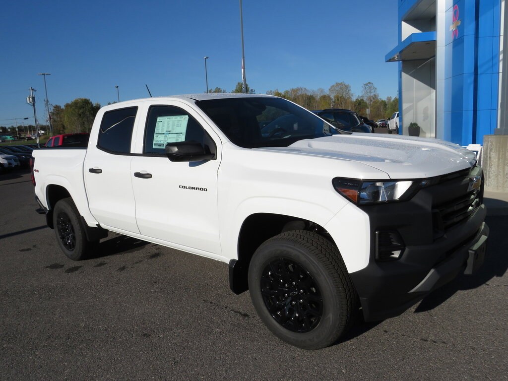 2026 Chevrolet Colorado Work Truck photo 3